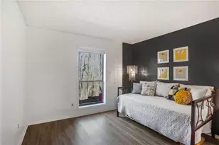 210 Woodcliff Dr, Atlanta, GA 30350 - Photo 12