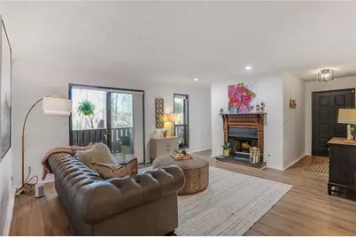 210 Woodcliff Drive, Atlanta, GA 30350 - Photo 4