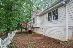 1404 Glenfield Dr, Lawrenceville, GA 30043 - Photo 34