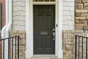 2246 Limehurst Dr NE, Brookhaven, GA 30319 - Photo 2