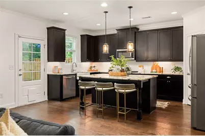 1052 Johnson Grove, Atlanta, GA 30318 - Photo 6