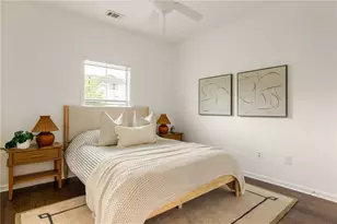 1052 Johnson Grove, Atlanta, GA 30318 - Photo 20