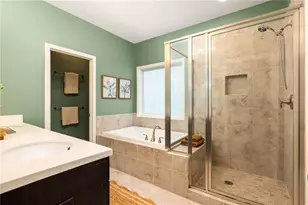 1052 Johnson Grove, Atlanta, GA 30318 - Photo 18
