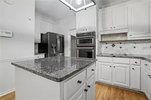 10785 Tuxford Dr, Alpharetta, GA 30022 - Photo 14