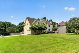 3607 Tree View Dr, Snellville, GA 30078 - Photo 2