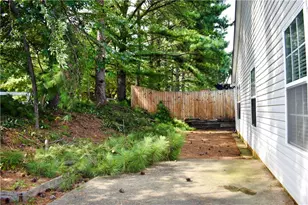260 Hulan Way, Lawrenceville, GA 30044 - Photo 22