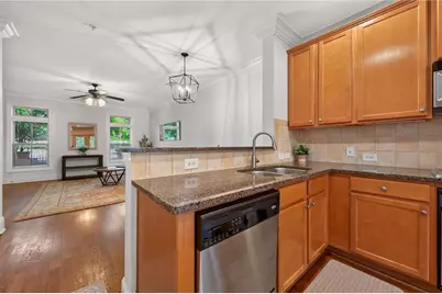240 Le Gran Bend #65, Sandy Springs, GA 30328 - Photo 12
