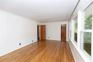 798 Larry Ln, Decatur, GA 30033 - Photo 6