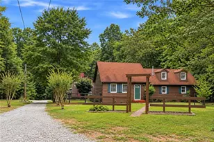 5129 4th Colony Dr, Gainesville, GA 30504 - Photo 2