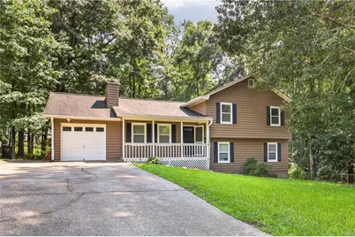 1501 Fieldrock Court, Lawrenceville, GA 30043 - Photo 2