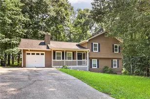 1501 Fieldrock Ct, Lawrenceville, GA 30043 - Photo 2