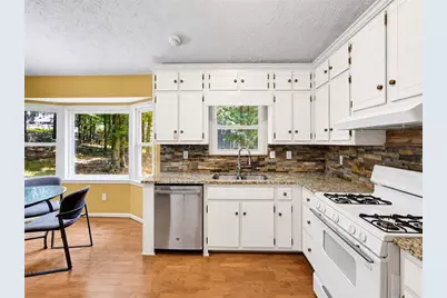 1501 Fieldrock Court, Lawrenceville, GA 30043 - Photo 6