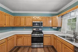 974 Laurel Springs Ln SW, Marietta, GA 30064 - Photo 22