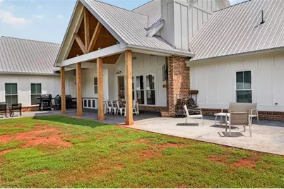 1475 Storey Lane, Jefferson, GA 30549 - Photo 16