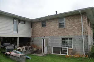 1340 Sagewood Cir, Stone Mountain, GA 30083 - Photo 10