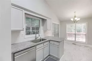 1105 Tab Roberts Rd, Lawrenceville, GA 30043 - Photo 14