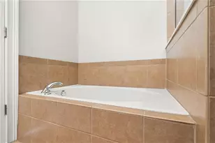 2704 Wander Ln, Alpharetta, GA 30022 - Photo 18