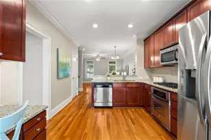 2704 Wander Ln, Alpharetta, GA 30022 - Photo 6