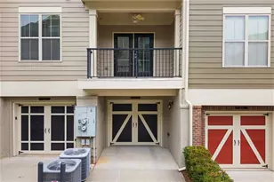 2704 Wander Ln, Alpharetta, GA 30022 - Photo 24