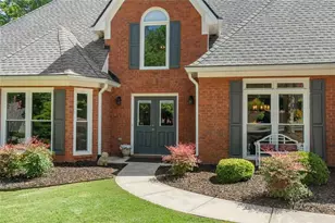 1905 Broadwell Oaks Dr, Alpharetta, GA 30004 - Photo 4