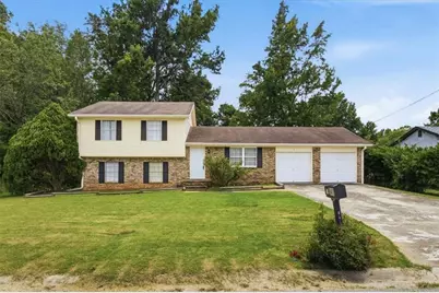 941 Cochise Trail, Conyers, GA 30094 - Photo 2
