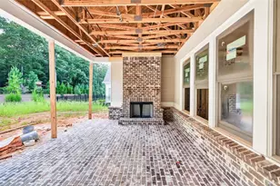 409 Lk Vis Dr, Statham, GA 30666 - Photo 8