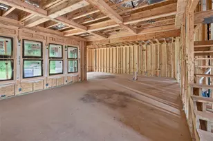 409 Lk Vis Dr, Statham, GA 30666 - Photo 14