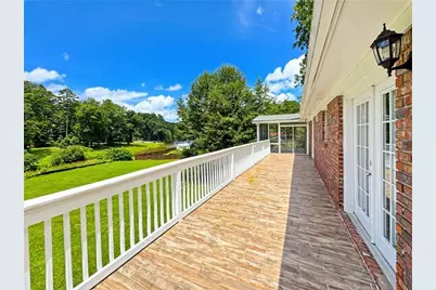 1665 Loch Lomond Trail SW, Atlanta, GA 30331 - Photo 26