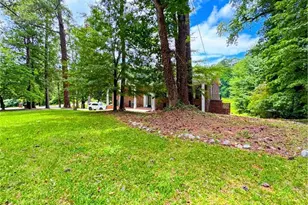 1665 Loch Lomond Trail SW, Atlanta, GA 30331 - Photo 2