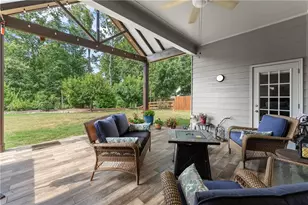 6619 Blue Cove Dr, Flowery Branch, GA 30542 - Photo 36