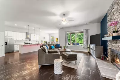 6619 Blue Cove Drive, Flowery Branch, GA 30542 - Photo 8