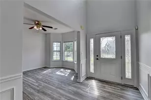 220 Nichols Dr, Suwanee, GA 30024 - Photo 14