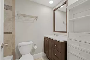 9470 Hillside Dr, Roswell, GA 30076 - Photo 26