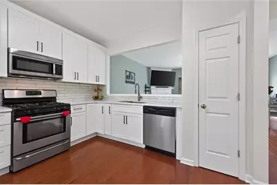 1717 NW Stanwood Drive NW, Kennesaw, GA 30152 - Photo 8