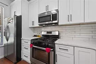 1717 NW Stanwood Dr NW, Kennesaw, GA 30152 - Photo 10