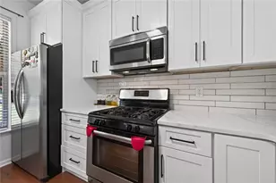 1717 NW Stanwood Dr NW, Kennesaw, GA 30152 - Photo 10
