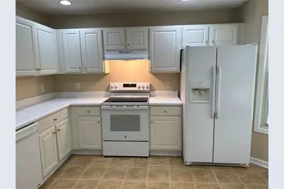 185 Weatherstone Drive, Woodstock, GA 30188 - Photo 2