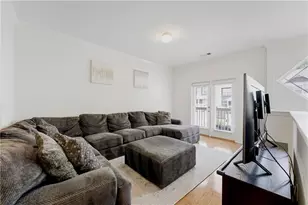 1524 Liberty Pkwy NW, Atlanta, GA 30318 - Photo 4