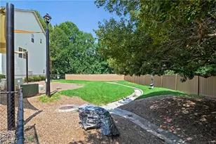1524 Liberty Pkwy NW, Atlanta, GA 30318 - Photo 28