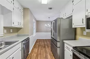 714 Continental Dr, Lawrenceville, GA 30044 - Photo 18