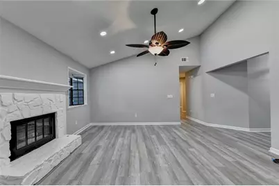1122 Realm Lane, Lawrenceville, GA 30044 - Photo 12