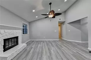 1122 Realm Ln, Lawrenceville, GA 30044 - Photo 12