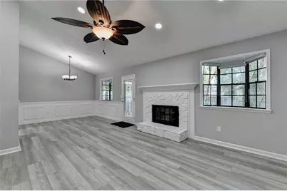 1122 Realm Lane, Lawrenceville, GA 30044 - Photo 8