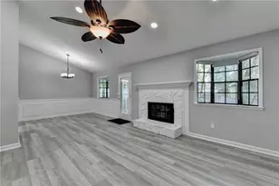 1122 Realm Ln, Lawrenceville, GA 30044 - Photo 8