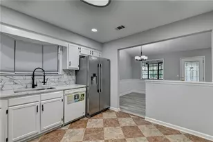 1122 Realm Ln, Lawrenceville, GA 30044 - Photo 26