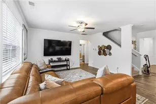 8293 Bluewater Dr, Fairburn, GA 30213 - Photo 8
