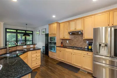 [Address not provided], Atlanta, GA 30342 - Photo 16