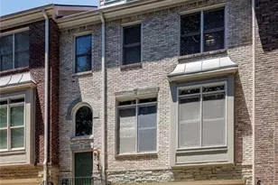 5561 Julian Pl, Atlanta, GA 30342 - Photo 4