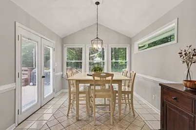 464 Horseshoe Circle SW, Lilburn, GA 30047 - Photo 16
