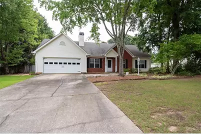 115 Oakview Trace, Fayetteville, GA 30215 - Photo 2